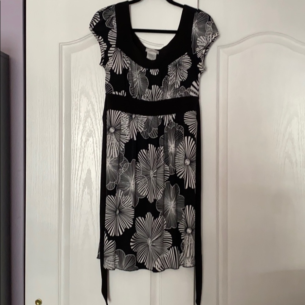 Floral black and white dress
